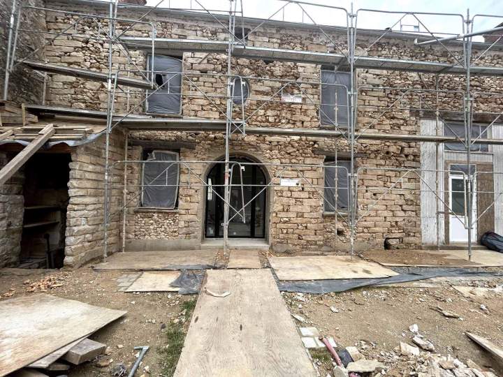 Ravalement joint de pierres Saint-Chéron