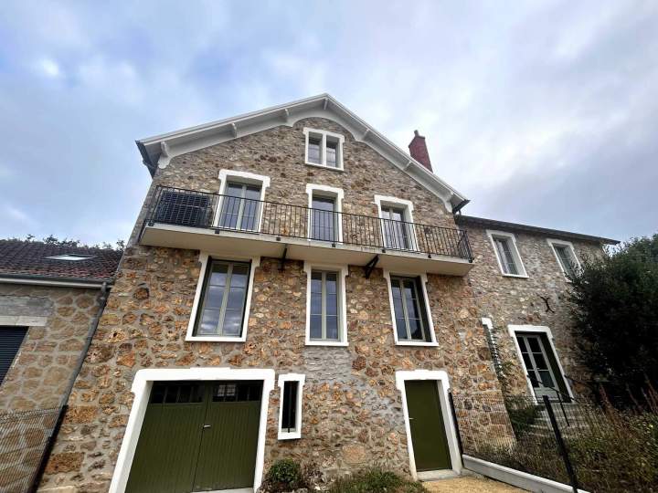 Travaux de lavage de façade Saint-Chéron