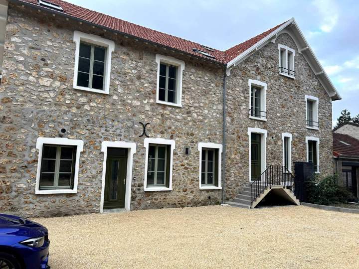 Travaux de lavage de façade Saint-Chéron