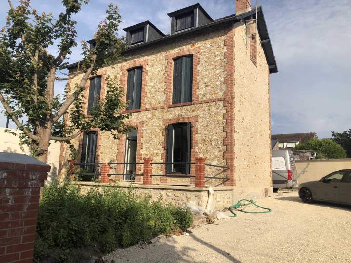 Lavage de façade Saint-Chéron