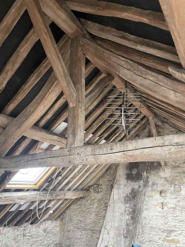 Travaux aménagement ancienne bâtisse Saint-Chéron